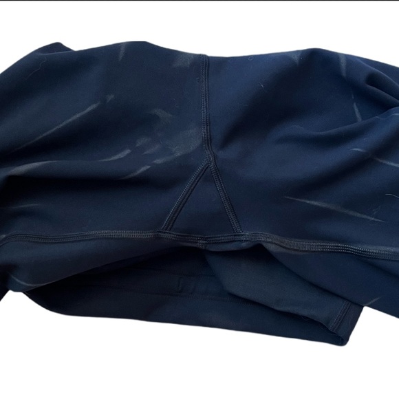 Lululemon wunder  train biker shorts 8” inseam  Size 4⭐️ - Picture 7 of 8